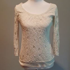 H&M Lace White 3/4 Sleeve Shirt Size Medium